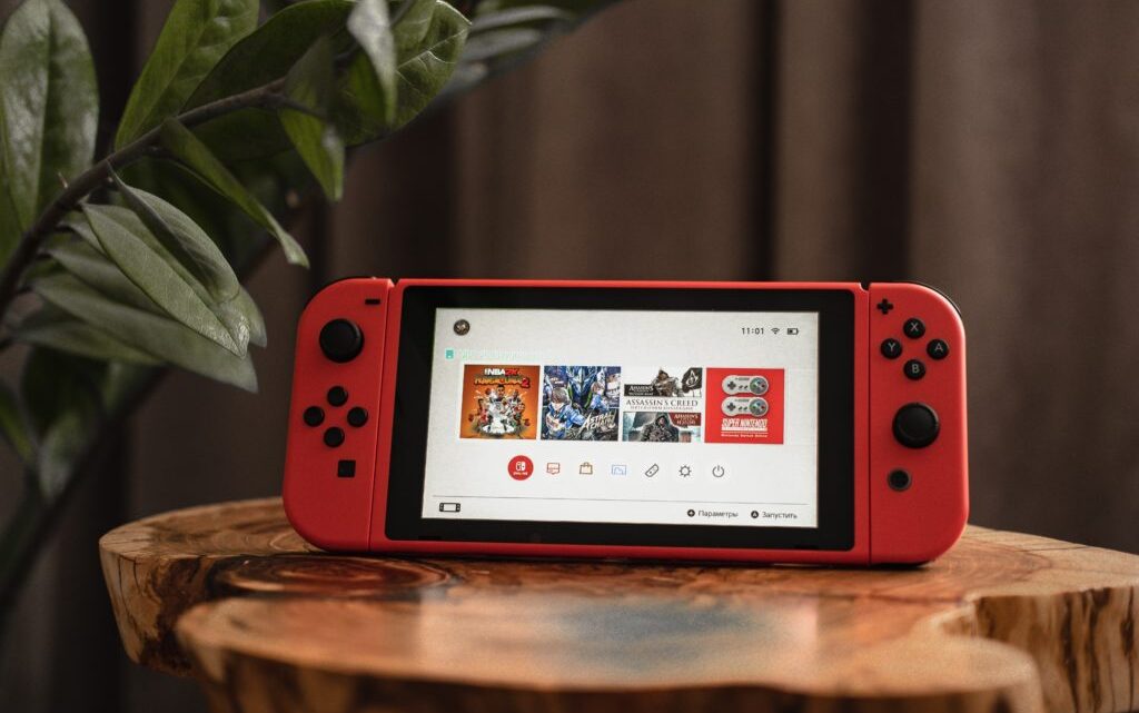 Nintendo Switch OLED temático de Super Mario pode ser anunciado.