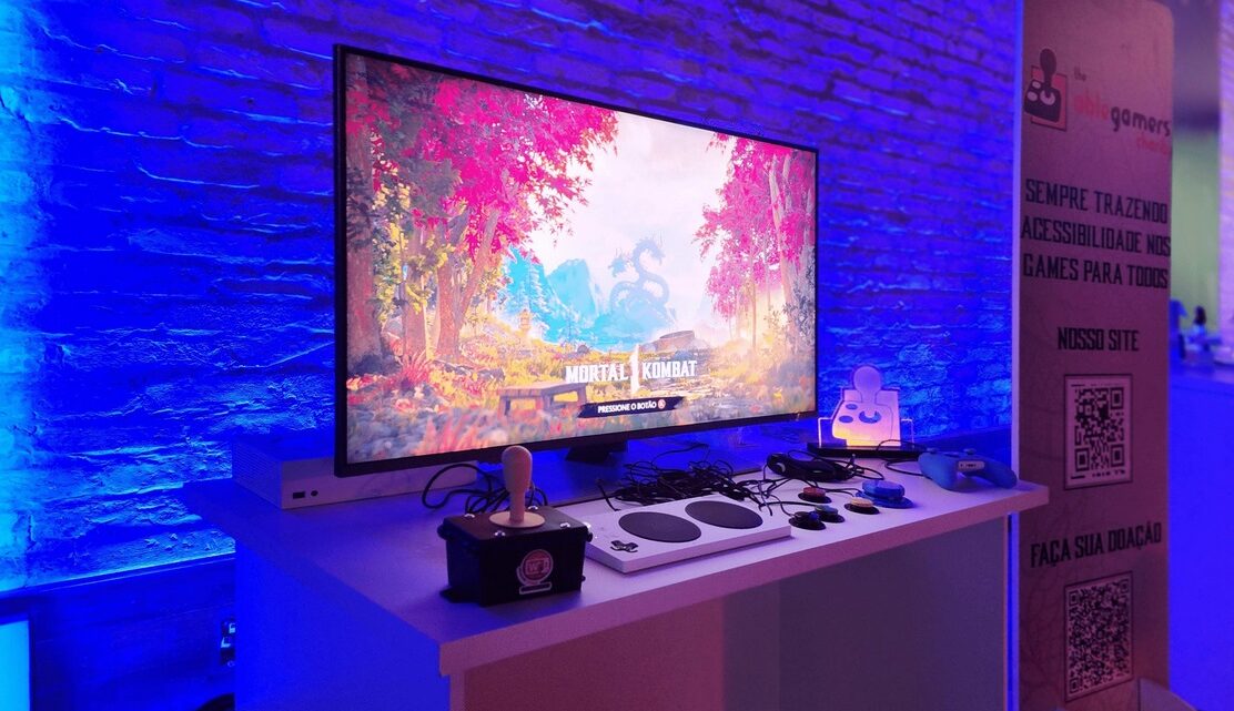 AbleGamers Brasil disponibiliza controles acessíveis para games na CCXP 2023